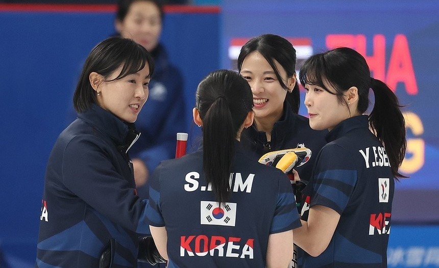 한국 여자 컬링, 2025 동계 아시안게임 결승 진출… 18년 만의 금메달 도전