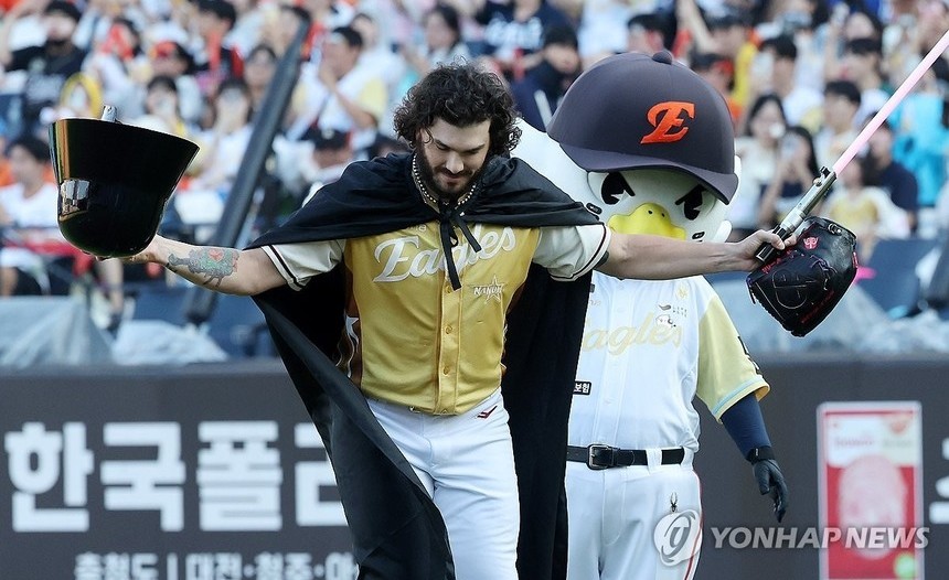 2025 KBO 올스타전, ‘세일러문부터 스타워즈까지’…야구는 덤, 축제는 본게임