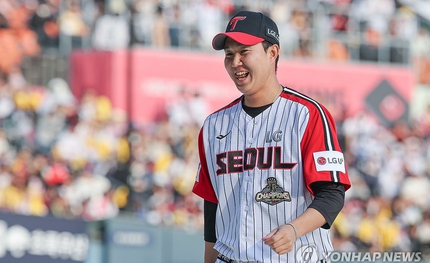LG, 유영찬 수술 공백 비상…마무리 투수 재편 불가피