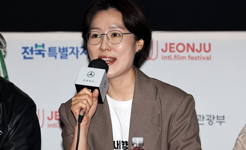 “남태령식으로 해보자”…전주 닫은 다큐 ‘남태령’, 광장의 연대를 기록하다