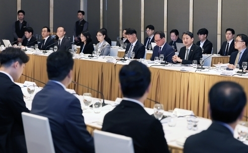 미국 상호관세 압박에 베트남 현지 기업 비상…안덕근 장관, 현장 간담회 개최
