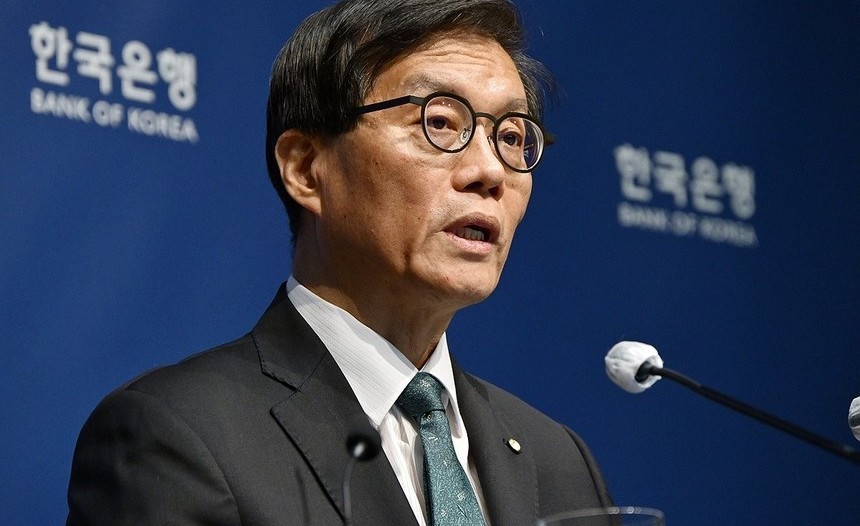이창용 한은 총재 “금리로 부동산 못 잡아…구조개혁엔 정치 리더십 필요”