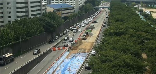 서부간선도로서 음주운전 차량 전복…교통 정체 빚어