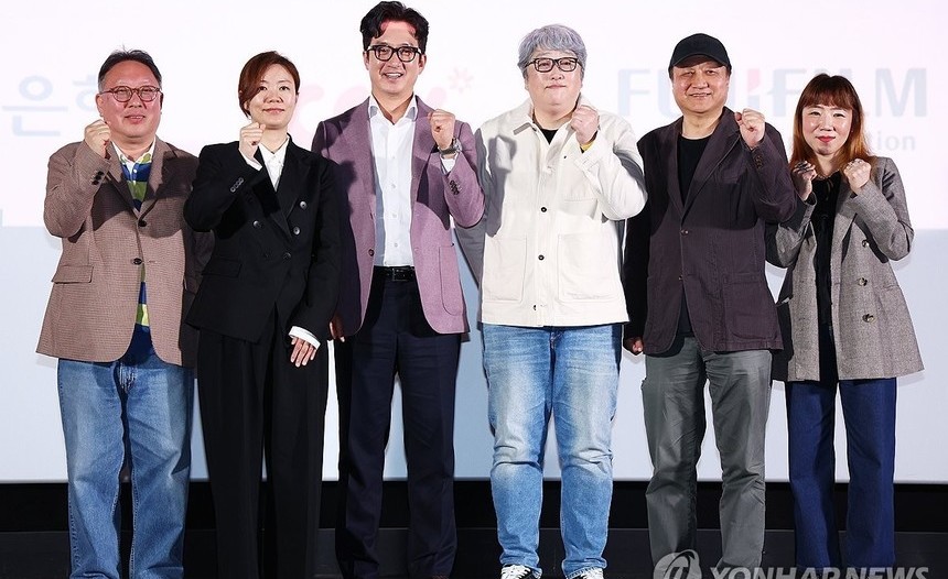 전주국제영화제, ‘경계 넘는 실험’으로 개막…237편 상영 역대급 규모