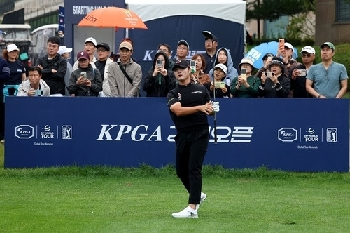 배용준, KPGA 경북오픈 3R 단독 선두… 시즌 2승·통산 3승 도전