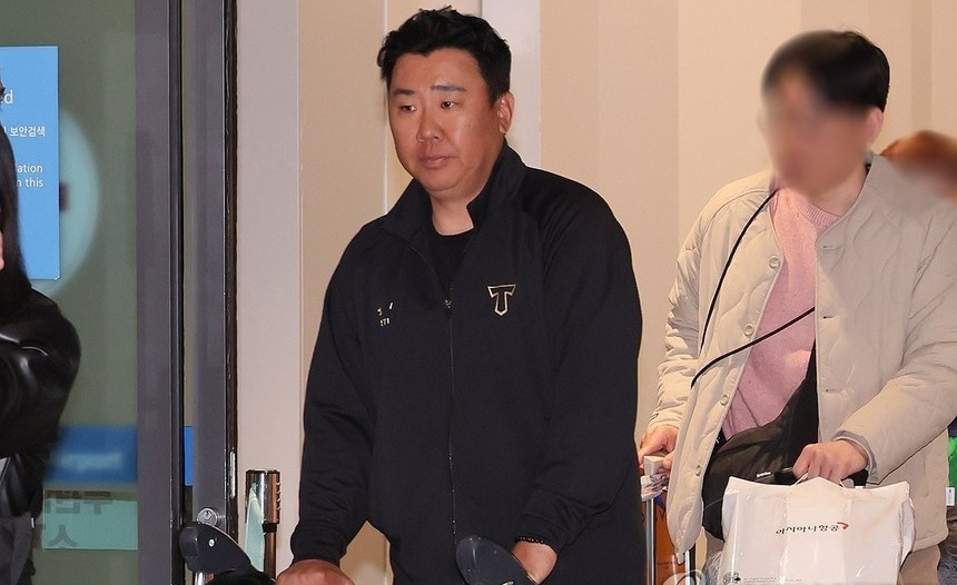 KIA 이범호 감독, 5선발 윤곽…황동하-김도현 경쟁 막판 조율