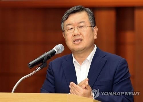 박일호 전 밀양시장, 뇌물수수 혐의로 징역 10년 구형