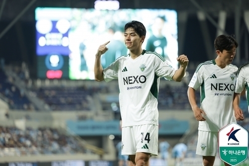 전북, 대구 4-0 완파하고 3일 만에 선두 탈환…포항·제주도 값진 승리