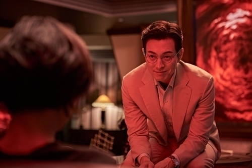 조여정·정성일의 밀실 스릴러…영화 '살인자 리포트' 9월 5일 개봉