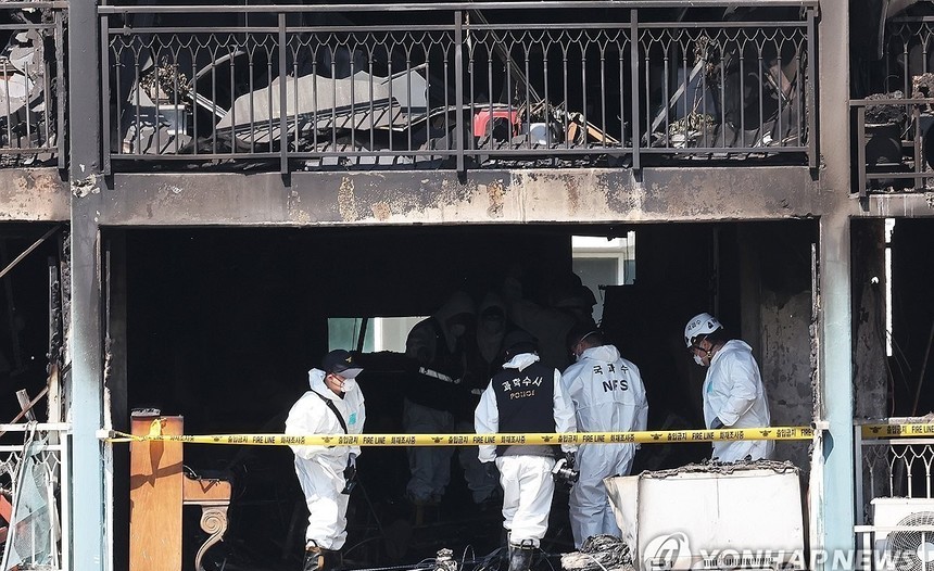 의왕 아파트 화재, 가스 폭발 추정…2명 사망·6명 부상