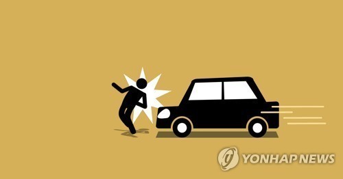 고척동서 60대 운전자 차량 인도로 돌진…보행자 등 4명 부상
