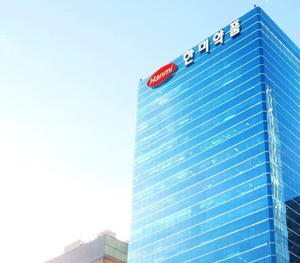 한미약품그룹, 최대주주 경영 개입 공방에 내부 갈등 재점화