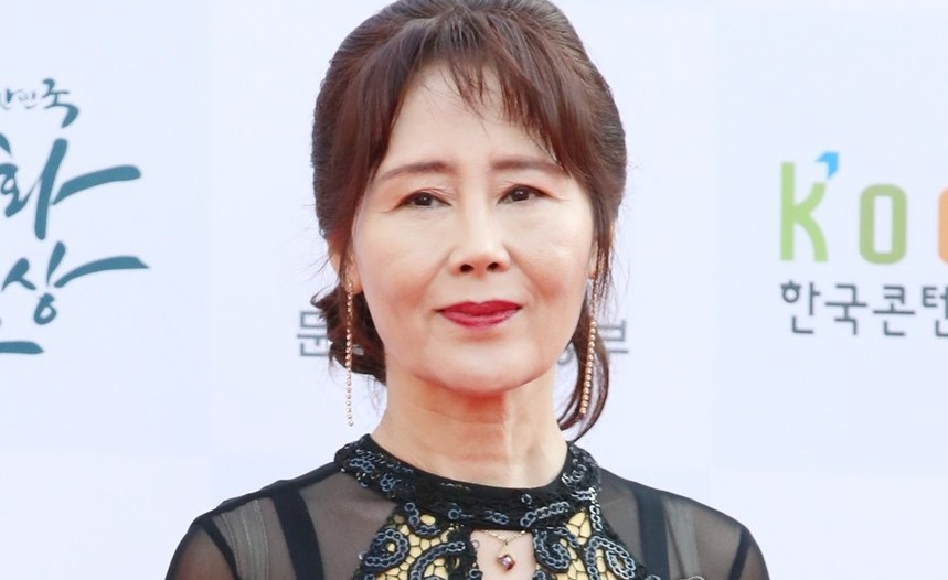 서울 지하철 AI 안내방송 도입 논란…성우협회 