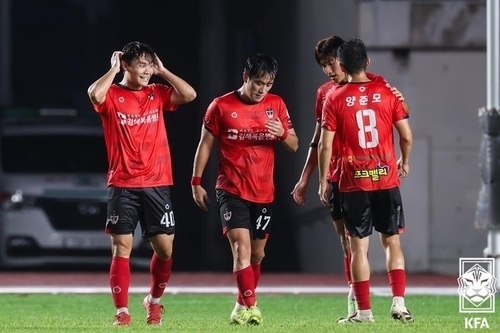 김해FC 2008, K3리그 우승 확정…내년 K리그2 합류 앞두고 기분 좋은 마무리