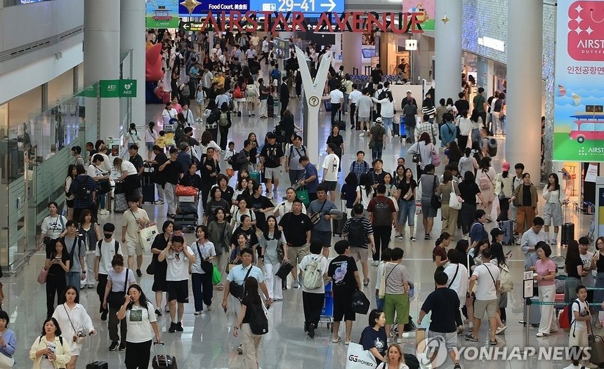 법원 “인천공항 면세점 임대료 25% 인하” 강제조정…공사 “수용 불가”