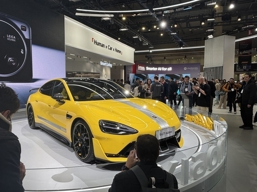 MWC 2025 개막…AI·로봇·모빌리티 융합이 주도
