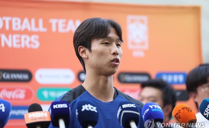 엄지성, 유럽 데뷔 시즌 마지막 경기서 선제골…스완지시티 3-3 무승부로 시즌 마감