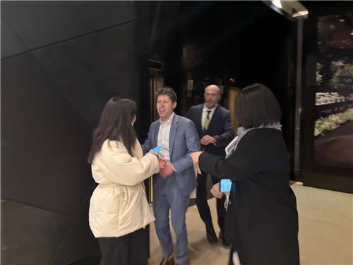 샘 올트먼, 한국 대기업 3·4세들과 AI 협력 논의… 