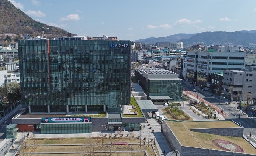 춘천시, 원도심 초교 ‘학구 광역화’ 지원…신입생 유입·취학률 개선 성과