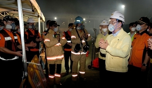 김영록 전남지사 “광양항 물류창고 화재, 도민 안전 최우선 대응” 지시