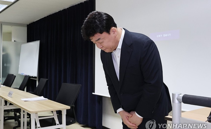 잇단 논란에 백종원 더본코리아 ‘쇄신 칼 뽑았다’… 감사·홍보조직 신설