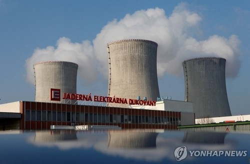 체코 법원, 한수원 원전 수주 ‘제동’…최종 계약 하루 앞두고 가처분 결정
